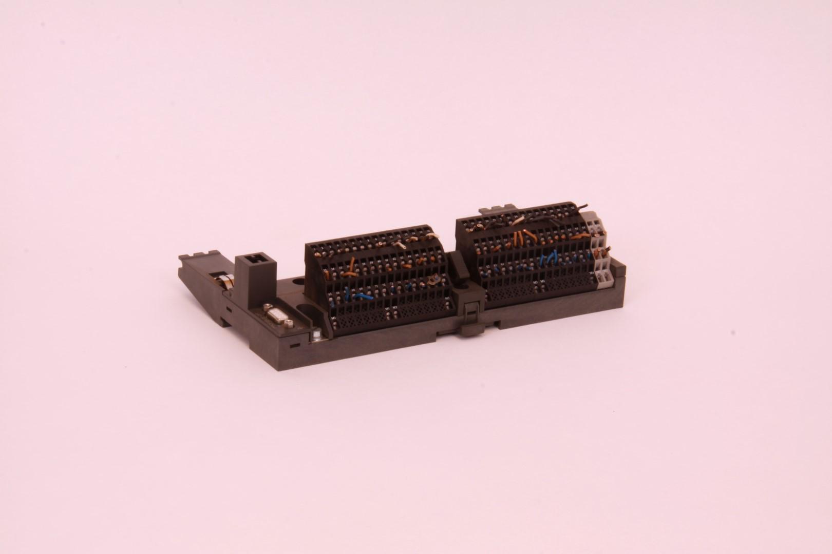 6ES7193-0CE30-0XA0